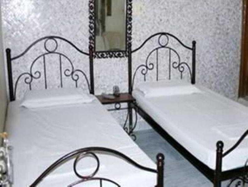 Kelson Dx With Parking, 2mins From Metro Station Near Railway Station Hotel Nova Deli