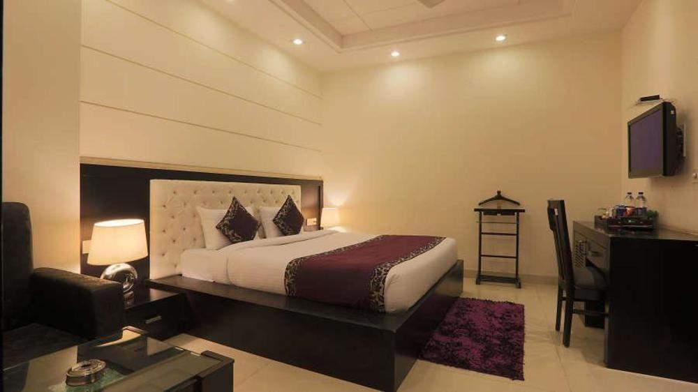 Fabhotel Transit Delhi Airport Mahipalpur New Delhi