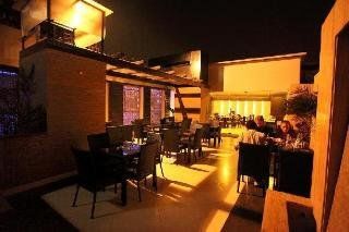 Chanchal Continental # Near To New Delhi Station # Family Hotel # Customer'S Choice Hotel # Tourist Places Nearby - Red Fort, Jama Masjid, India Gate 3*