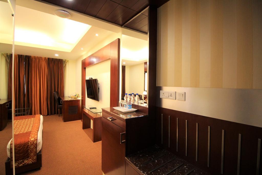 Golden Grand 4* Delhi (National Capital Territory of India)