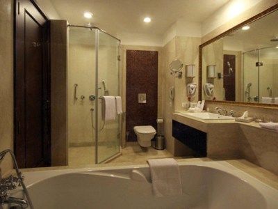 Country & By Radisson, Delhi Satbari 4* New Delhi