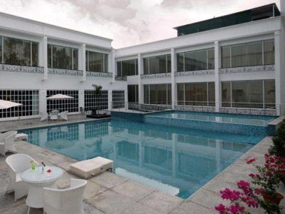 Resort Country & By Radisson, Delhi Satbari 4*