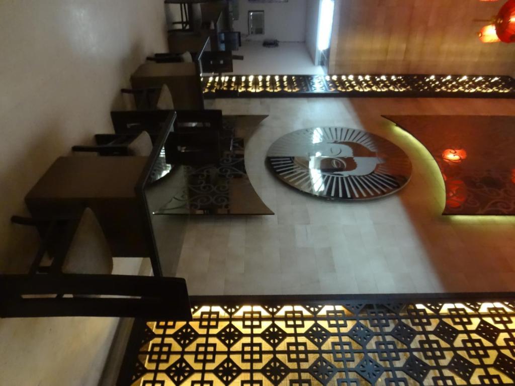 China Town Hotel 3*