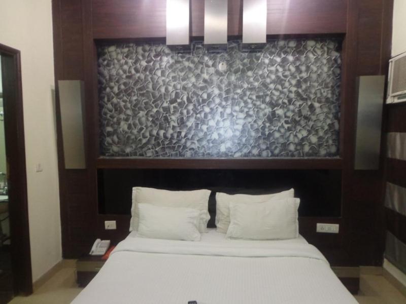 Cartel Palace Hotel 2*