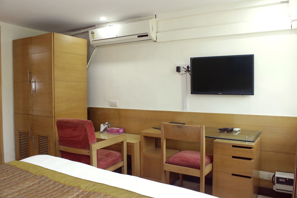 Fabhotel Daffodils Connaught Place