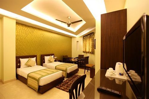 Airport Le Seasons Hotel New Delhi