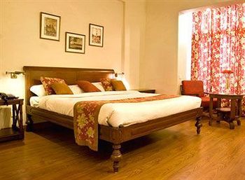 Hotel Broadway 3*