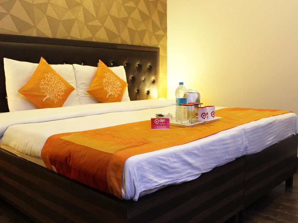Oyo Patel Nagar Market Hotel 3*