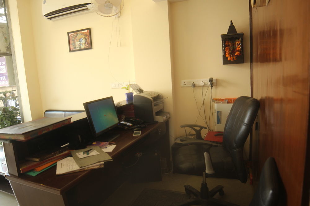 Clayton Near Igi Airport Delhi New Delhi