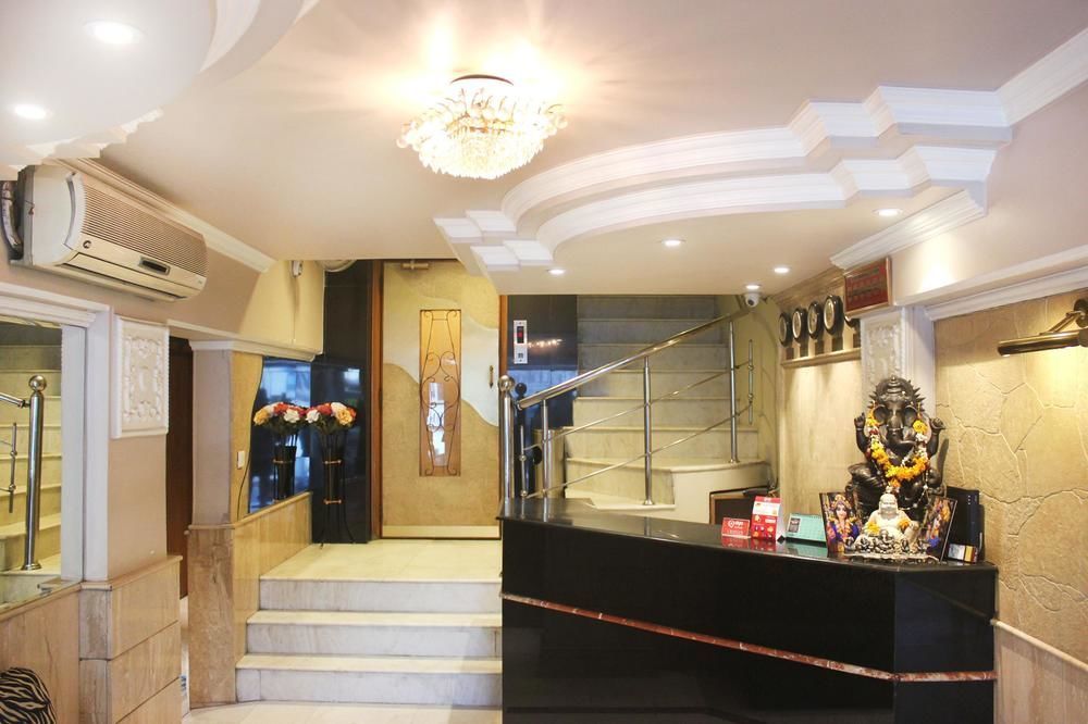 Oyo Near Jhandewalan Metro Delhi (National Capital Territory of India)