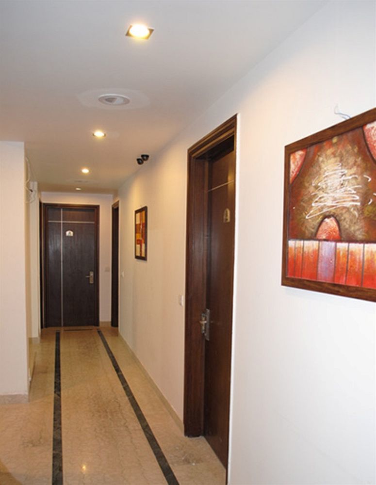 S & B East - Patel Nagar