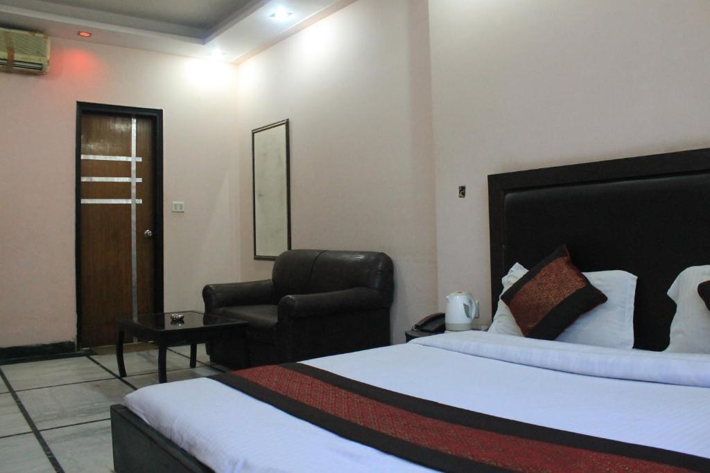 Hotel Apra International