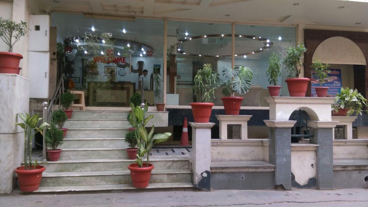 Kabeer Hotel