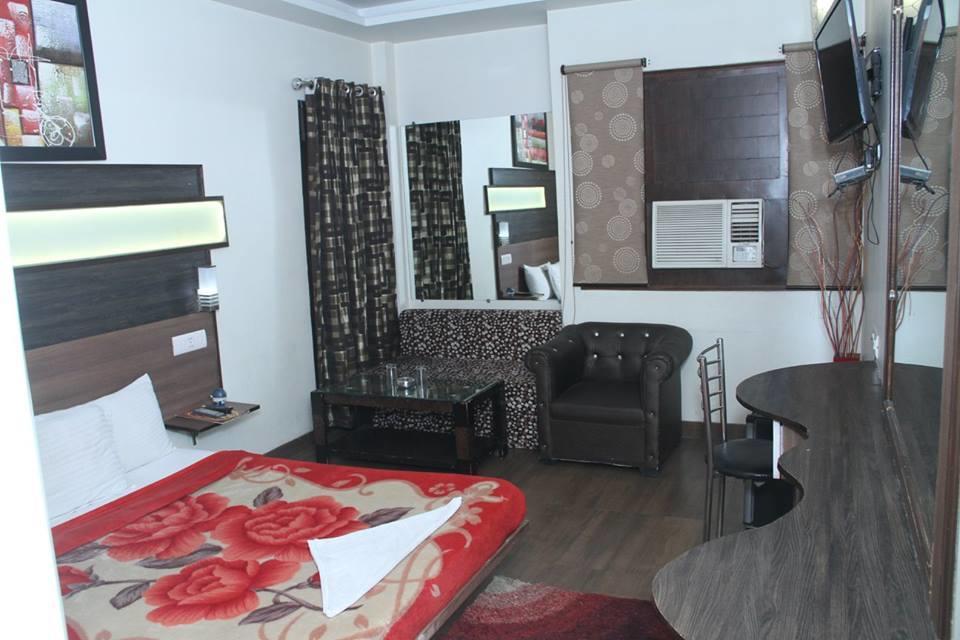 Dreamz Suites 3* New Delhi