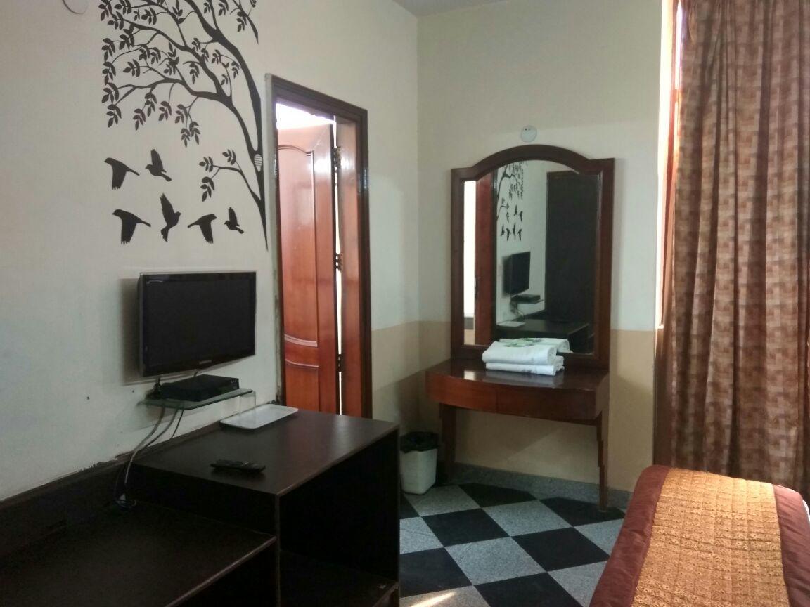 Guest house A Orchid Garden New Delhi