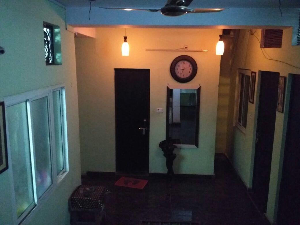 Metro House New Delhi