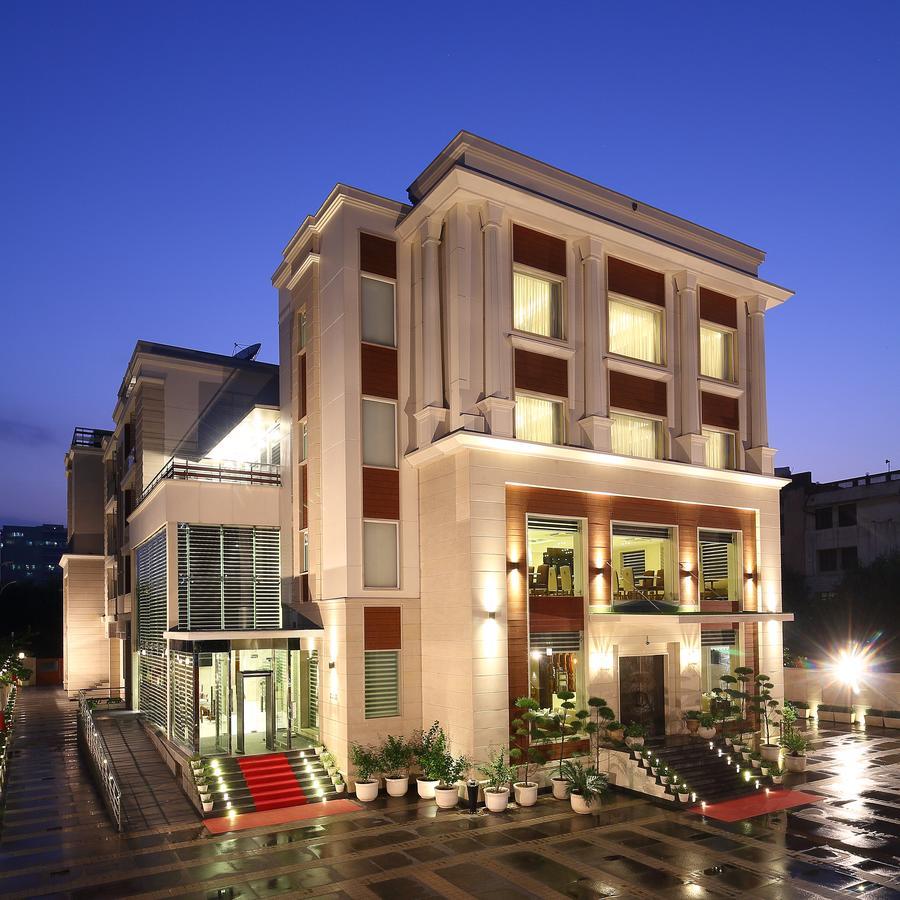 Ameya Hotel