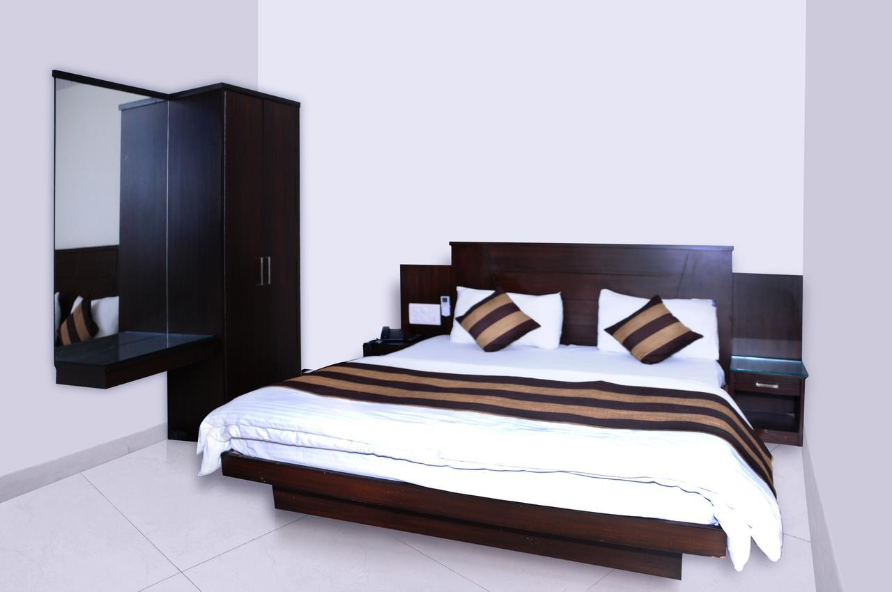 Hotel Usa New Delhi