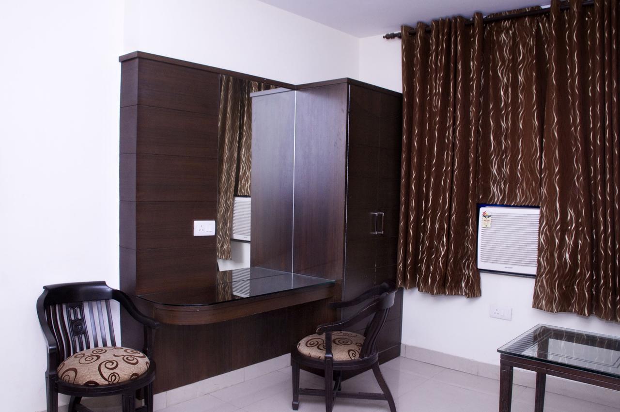 Usa Hotel New Delhi