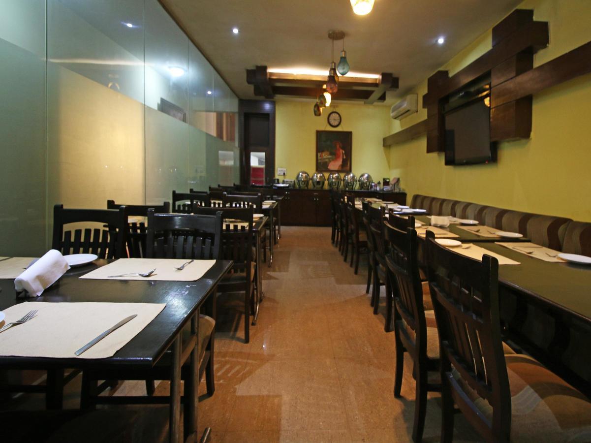Oscar - Hauz Khas
