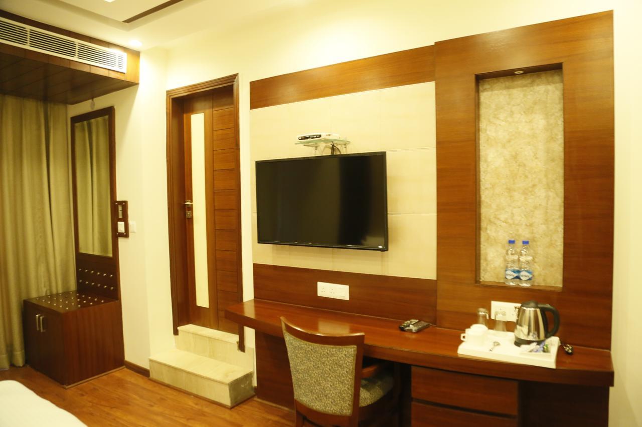 Hotel Grand Ffour