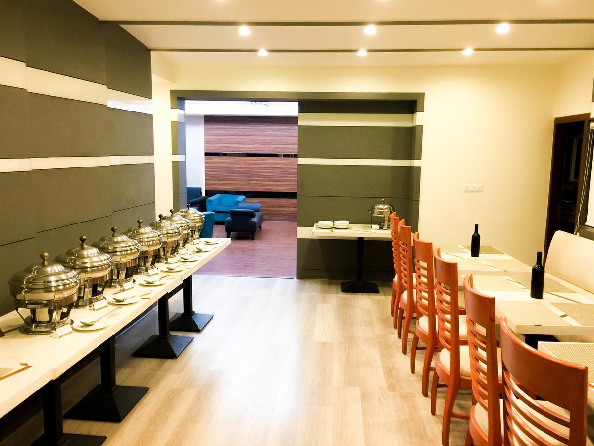 Grand Ffour Hotel Nova Deli
