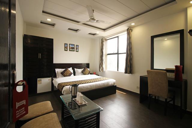 New Walnut Castle 3* Delhi (National Capital Territory of India)