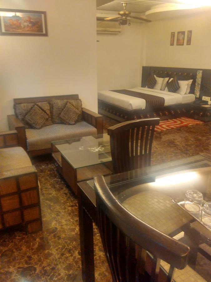 New Walnut Castle Hotel