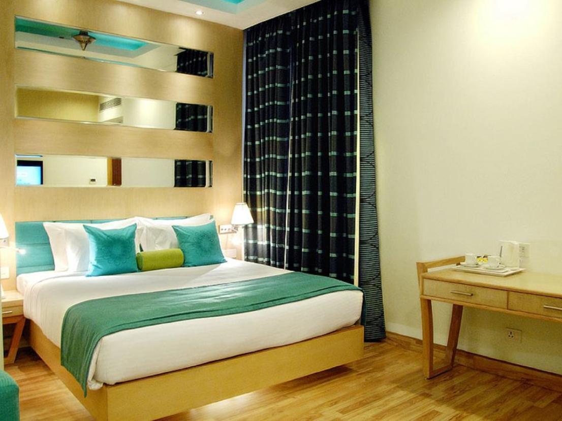 New Walnut Castle Hotel 3*