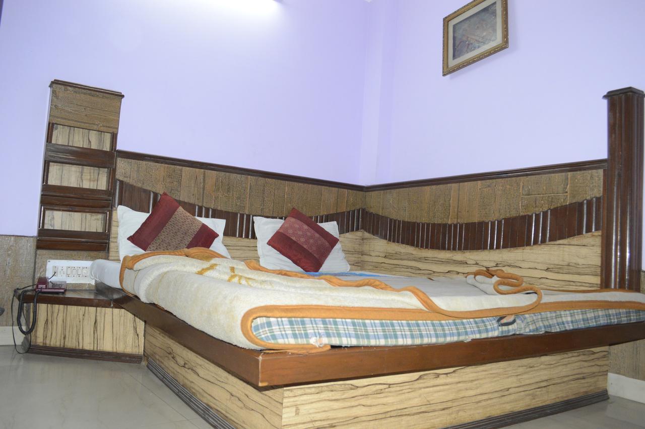 Hotel Yes Boss By Backpackers Heaven Right In Centre Of 3*