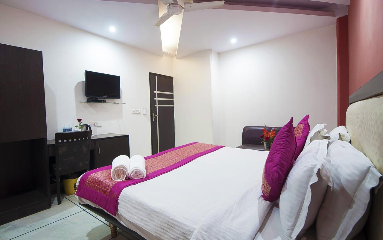 Apra International Hotel