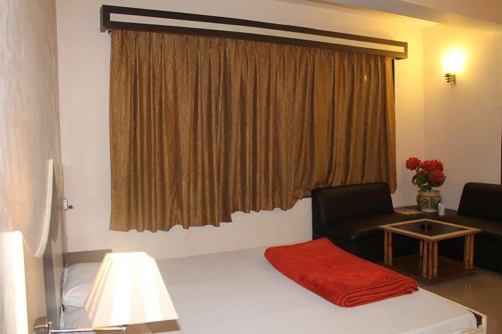 Fabhotel India International Near Railway Station 3*