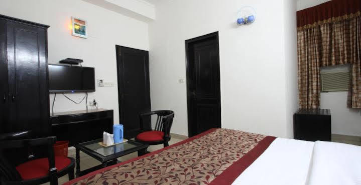Citi Continental Hotel 3*
