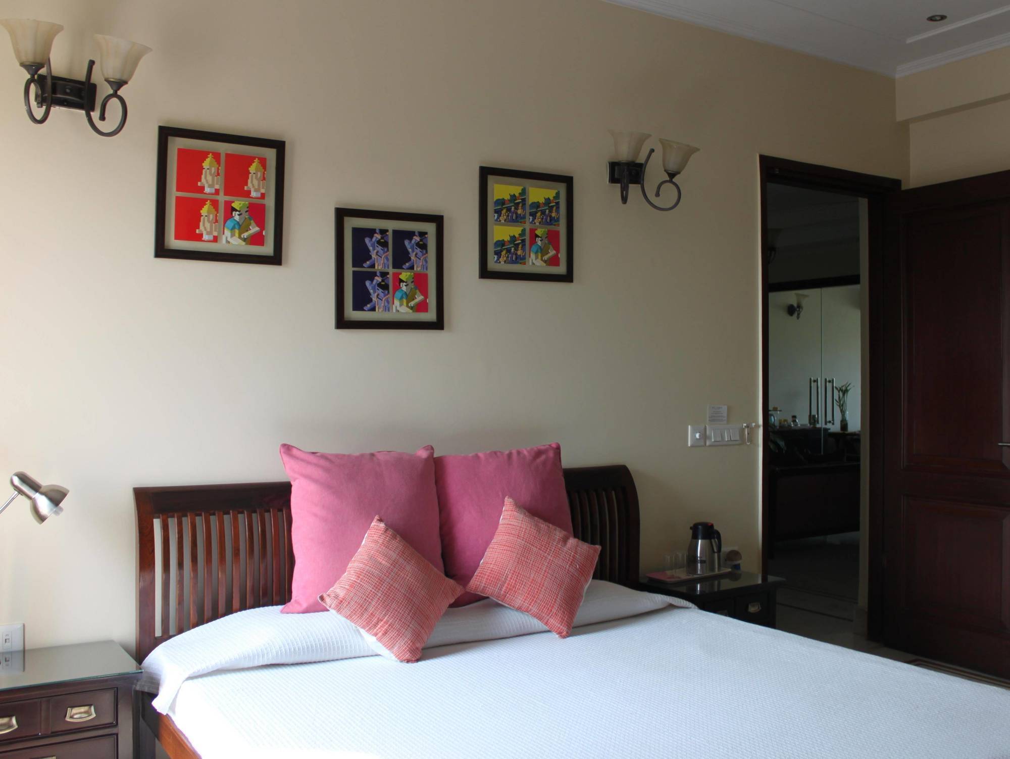 Bed & Breakfast Saket New Delhi