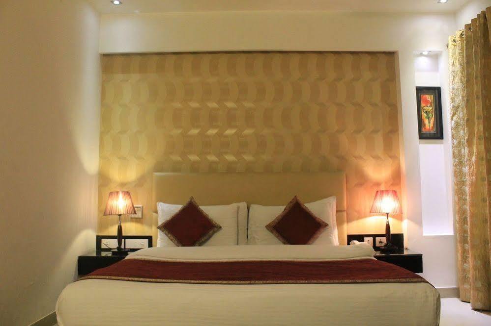 Omega Residency New Delhi
