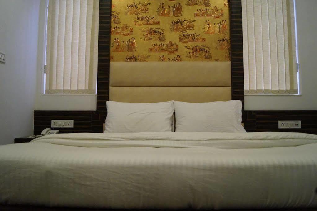 Omega Residency Hotel