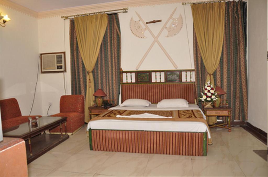 Hotel Ivory Palace 3*