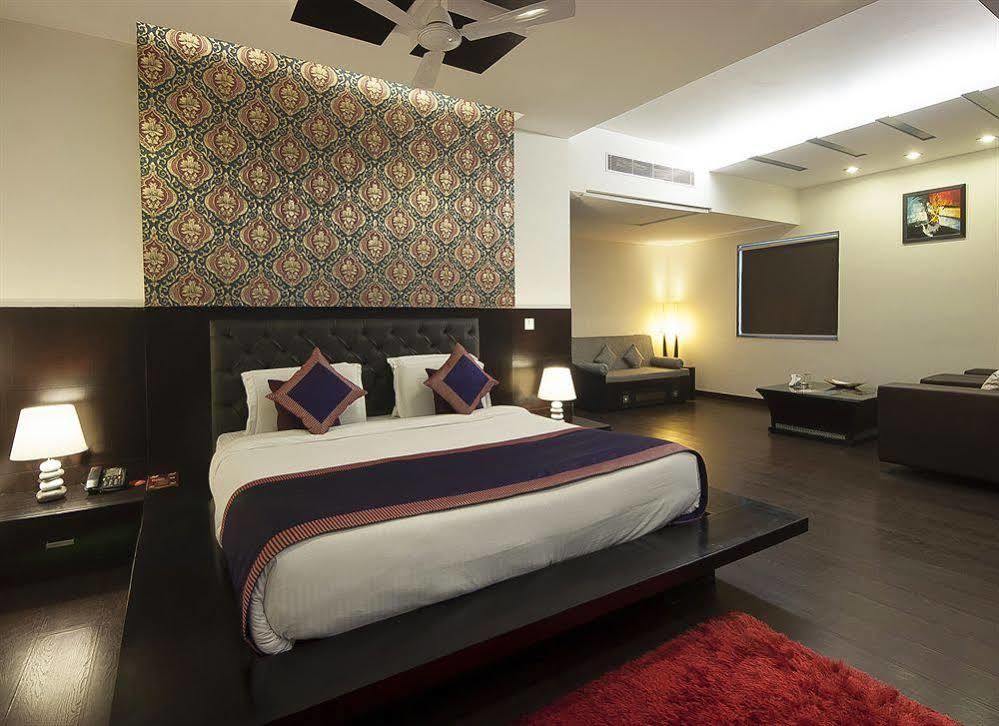 Hotel Fabhotel Transit Delhi Airport Mahipalpur 3*