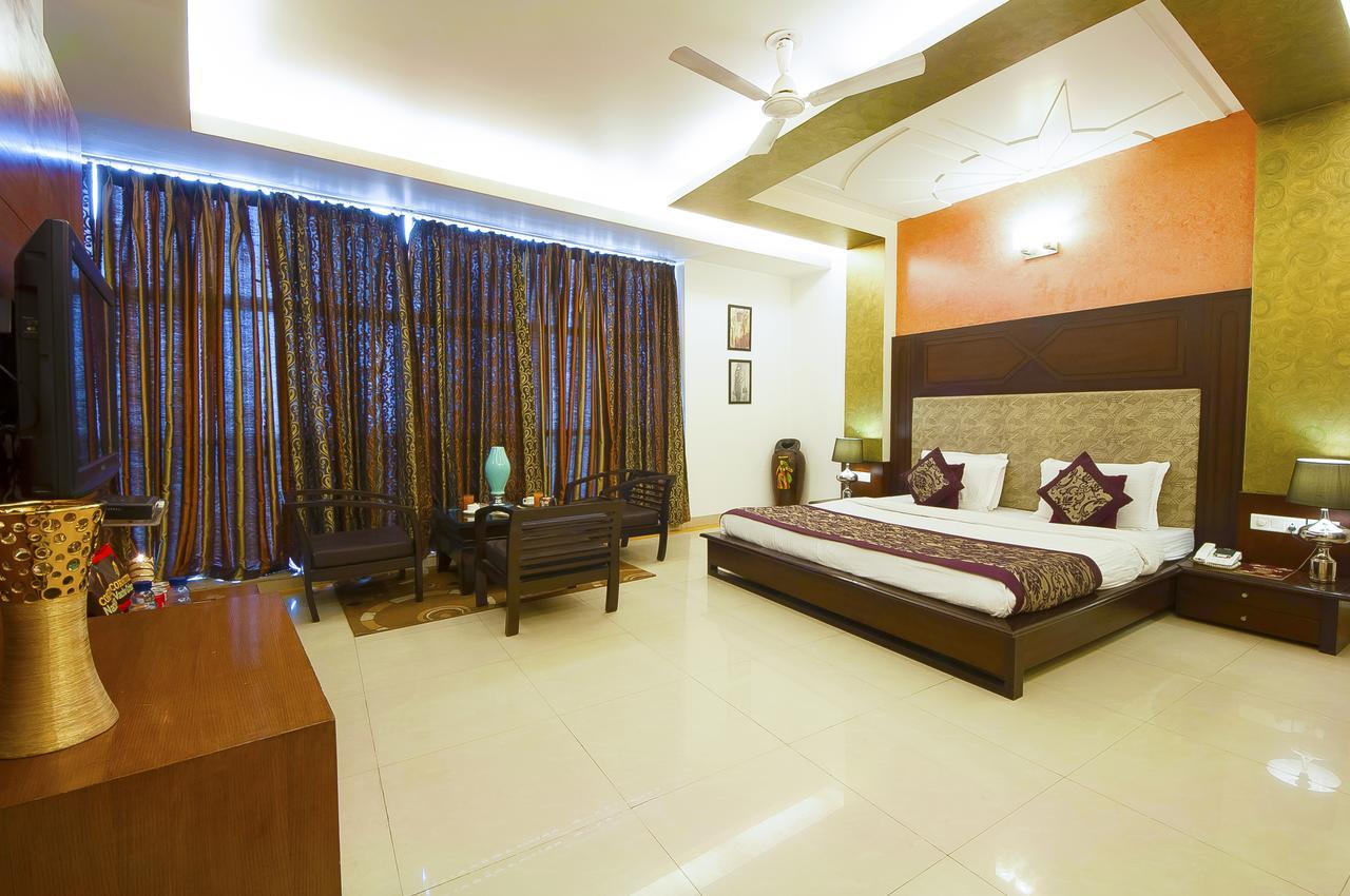 Delhi 37 Near - Delhi Airport Hotel
