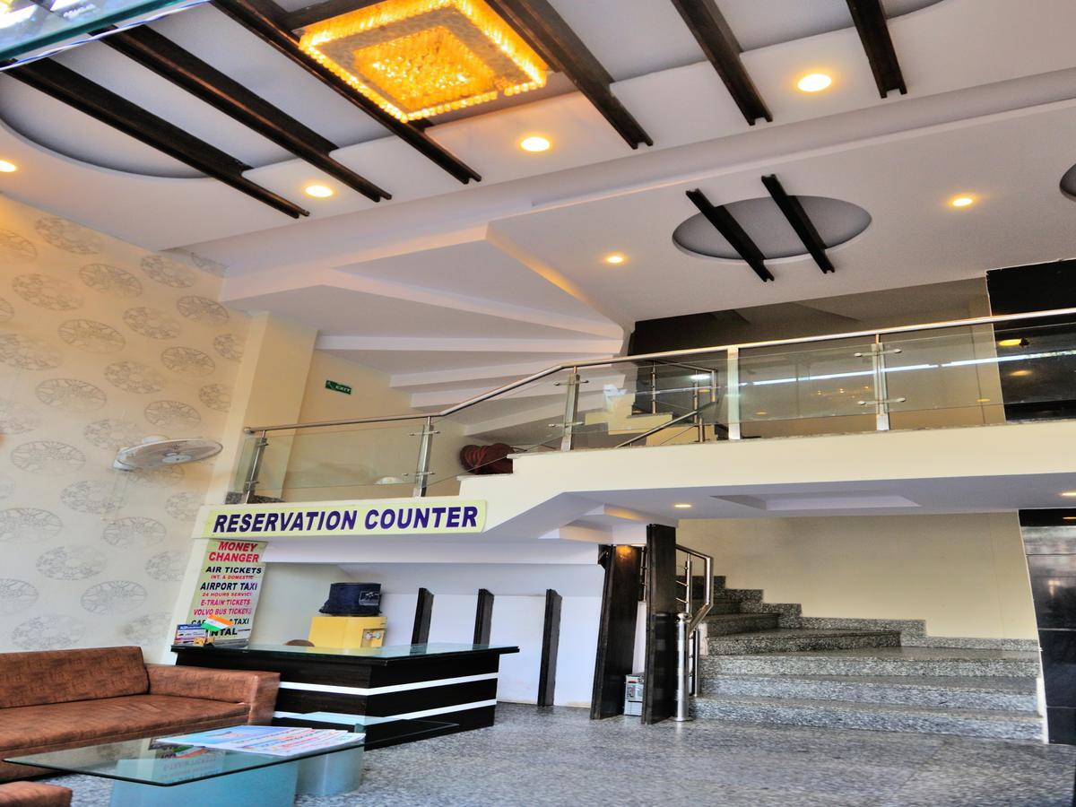 Hotel Gold Star - Paharganj Nova Deli