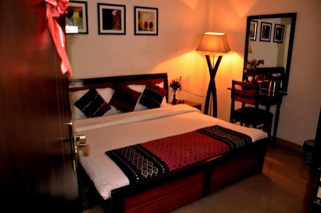 Hotel The Eden Near Okhla 2*