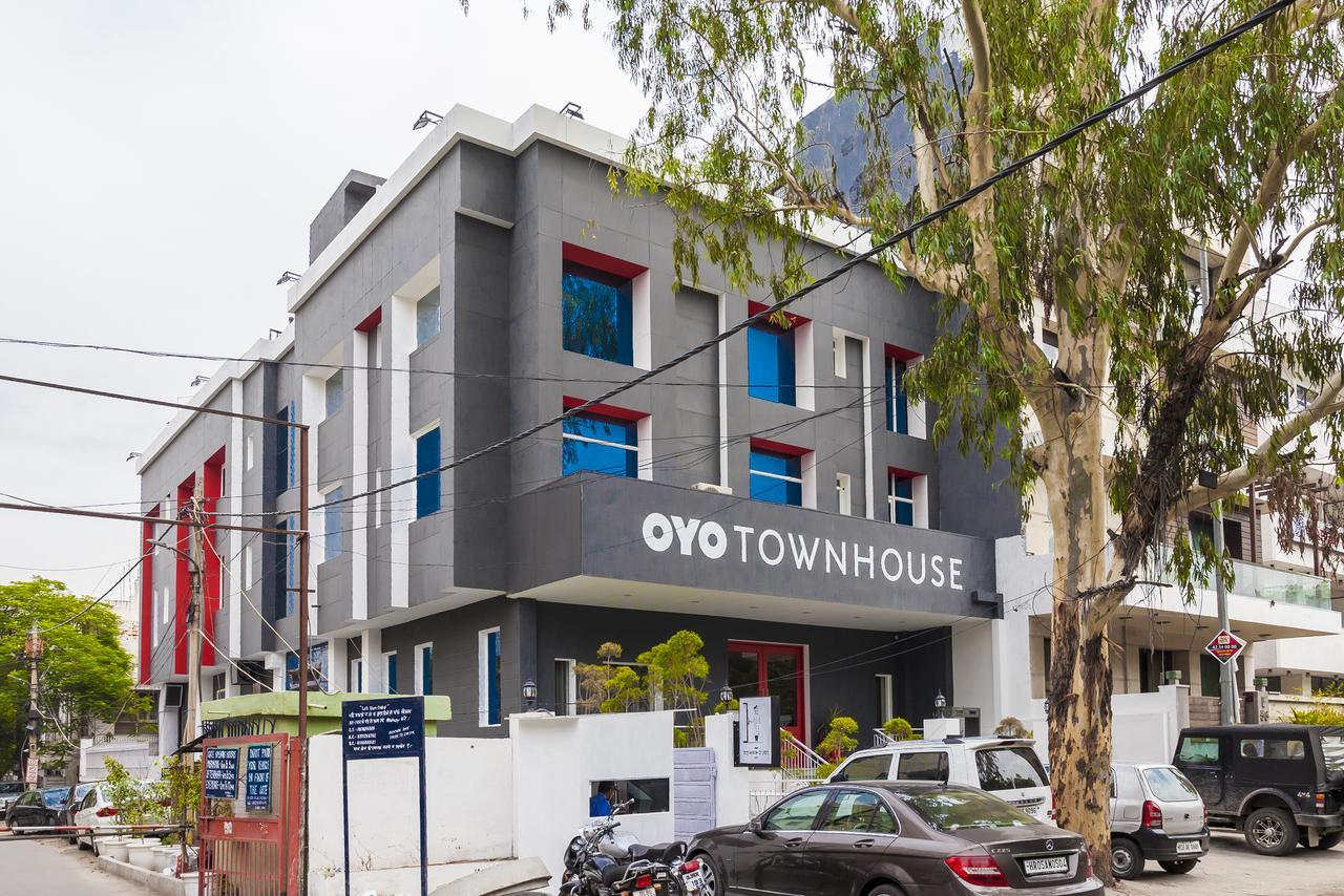 Oyo Townhouse 008 Greater Kailash 3* New Delhi