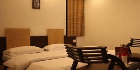 Pahwa International 3* New Delhi