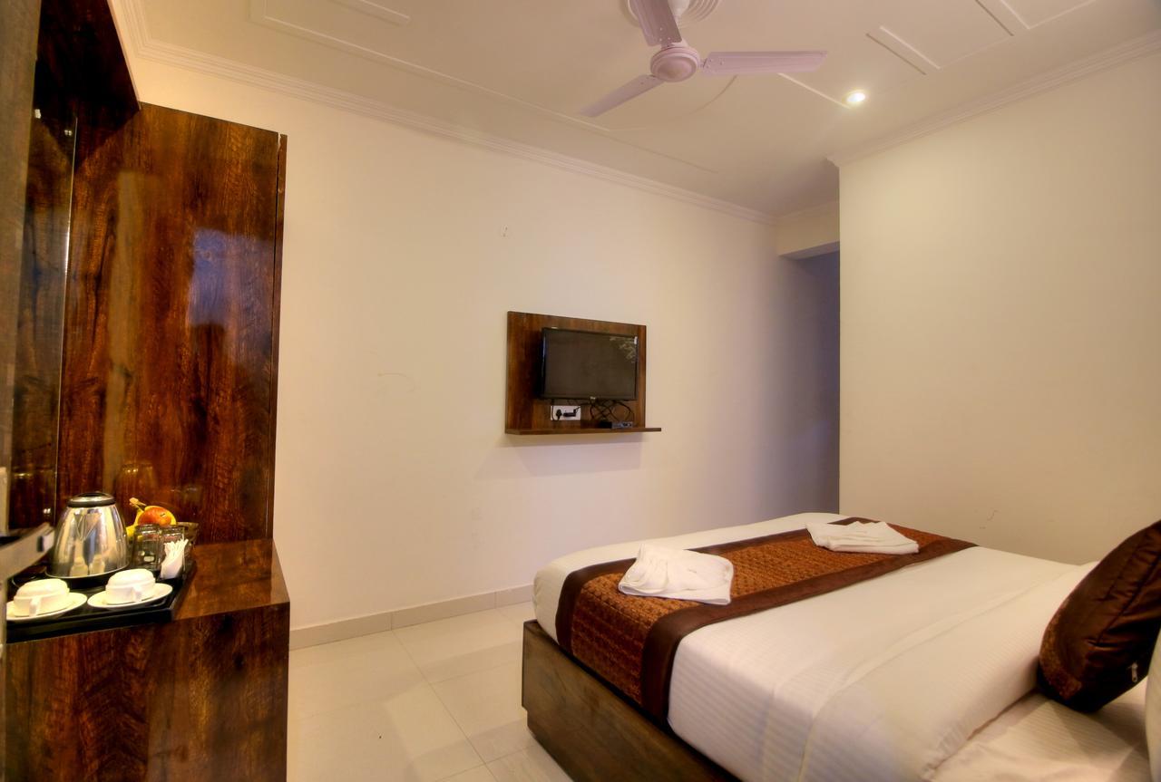 Airport Ark Of Avalon Hotel 3*