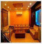 Capital O 2382 White House Continental 3*