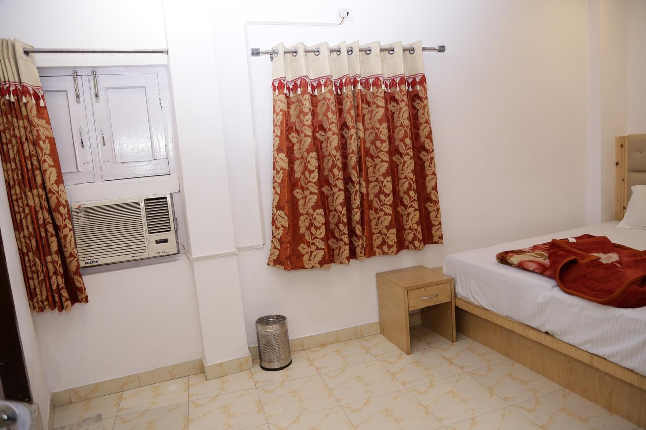 Backpackers Heaven New King - Train Station Albergue Nova Deli