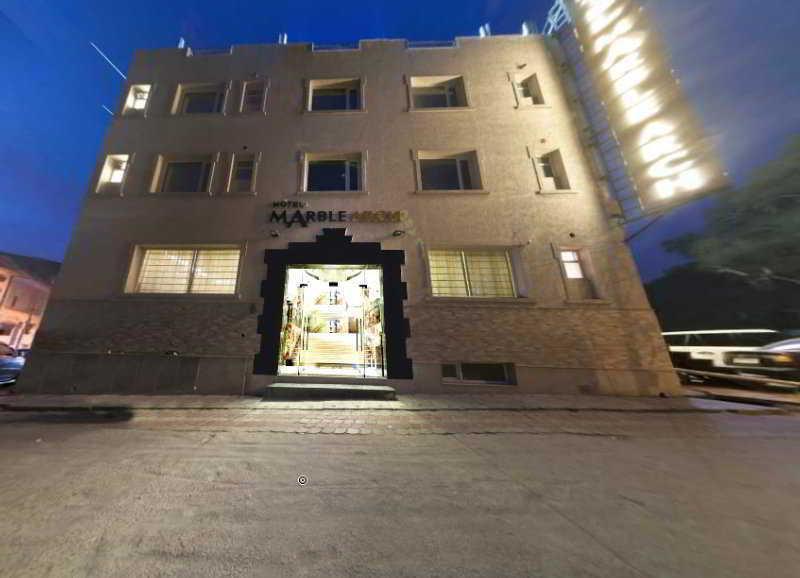Fabhotel Marble Arch Karol Bagh 3*