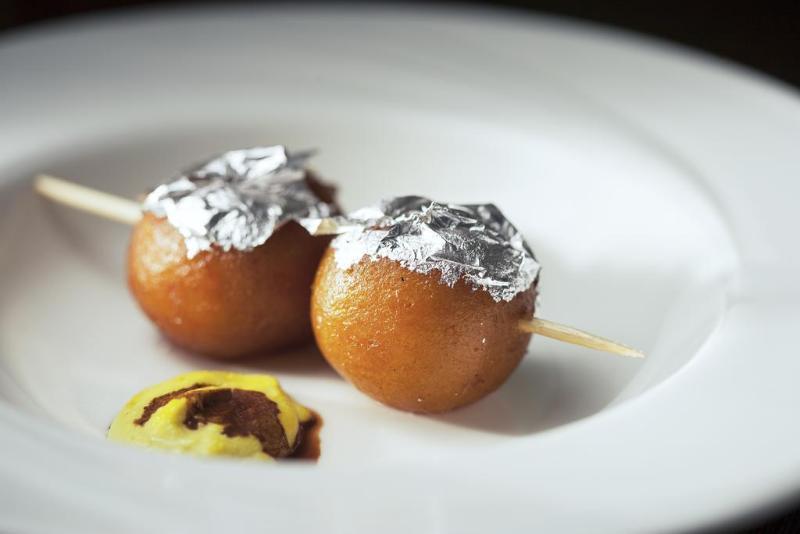 Mint Oodles 2 Mins To Nehru Enclave Metro Hotel 3*