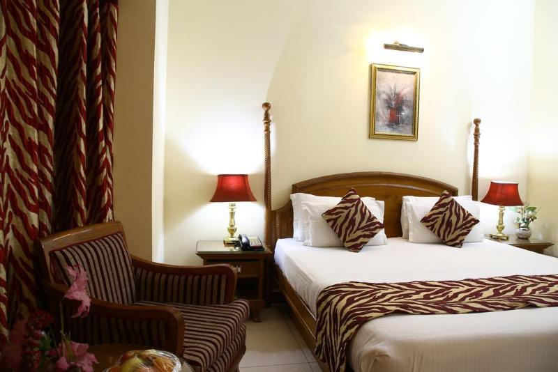 Hotel Fabhotel Marble Arch Karol Bagh 3*