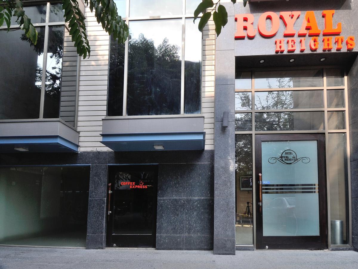 Hotel Royal Grand - Opposite Axis Bank East Patel Nagar 3*